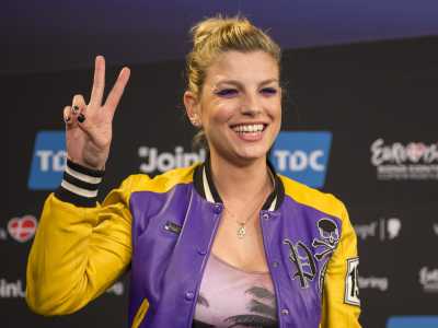 Emma Marrone (2012) � Nata a Firenze ma cresciuta ad Aradeo in provincia di Lecce (tra l�altro paese d�origine dei genitori), Emma Marrone riporta la Puglia in vetta al Festival nel 2012. La cantante vince con �Non � l�inferno� (foto di Albin Olsson)